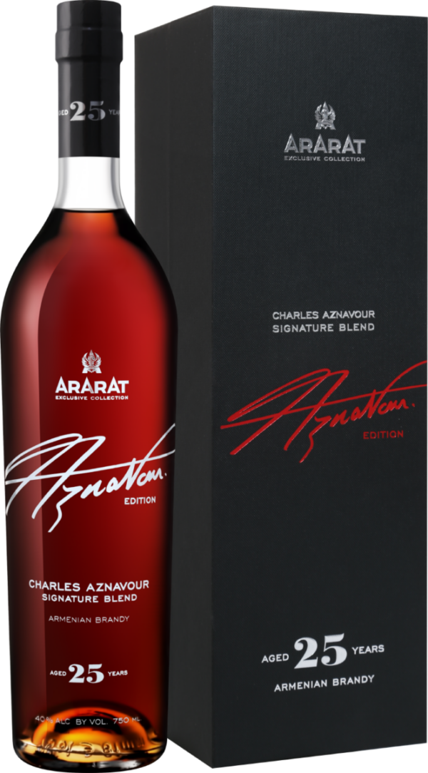 9qtsxqrh8h8kvkcpqavrma8c238abg61 Коньяк ARARAT Charles Aznavour Signature Blend 25 y.o. (gift box) 0.75л